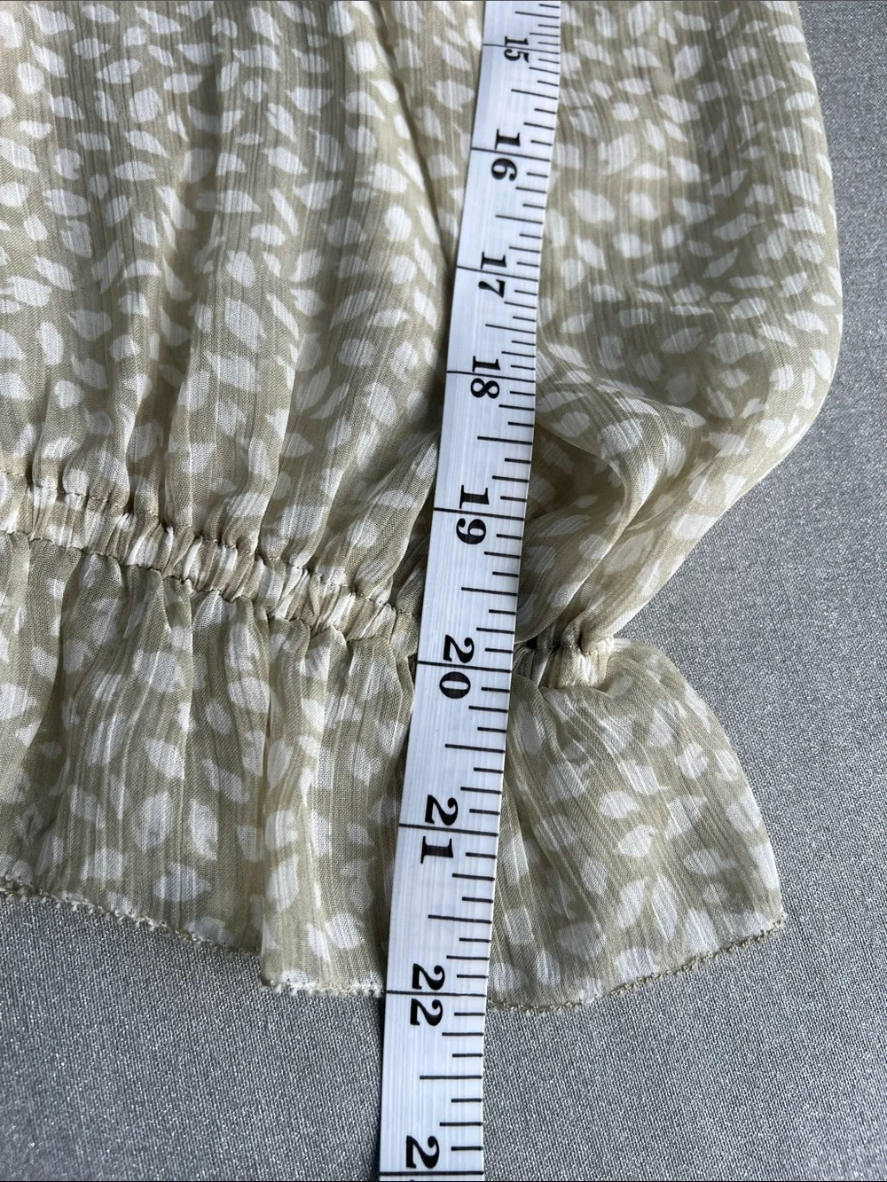 Abercrombie & Fitch | Cream Printed Wrap Blouse Business Casual NWT Size M